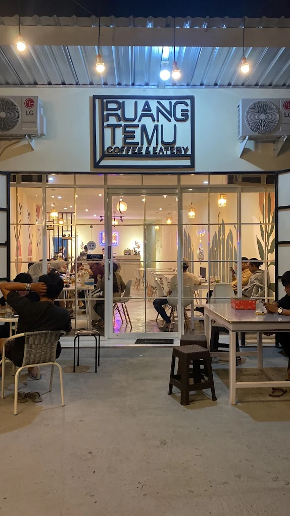 Ruang Temu Coffee & Eatery